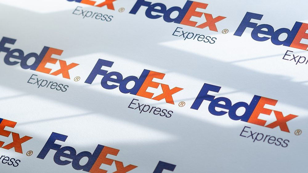 FedEx, NYPD impersonators tie up, rob family at Bay Ridge home, police say