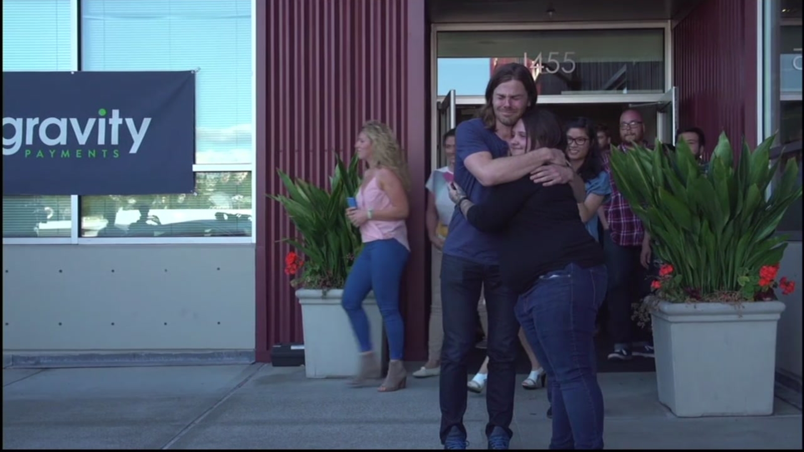 Massive Pay Raise For Market Leaders Surprises Employees