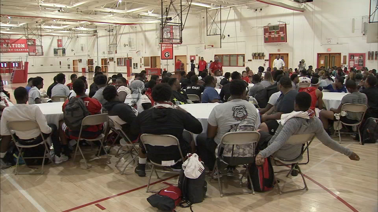 Eagles treat students to dinner after shooting at football game