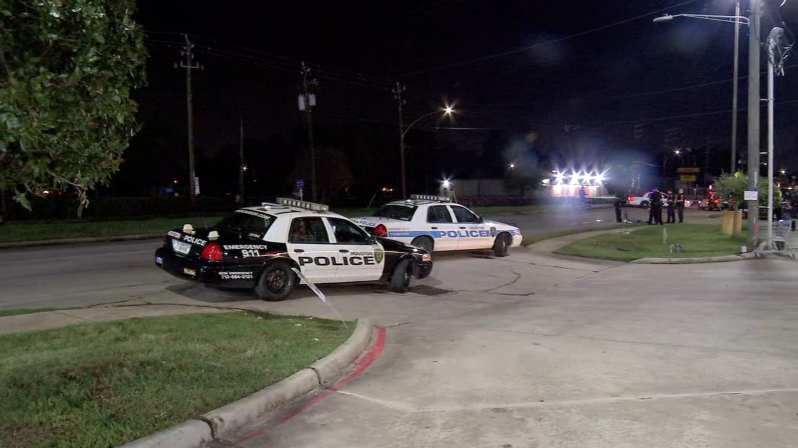 Woman hit and killed by driver overnight near North Loop - ABC13 Houston