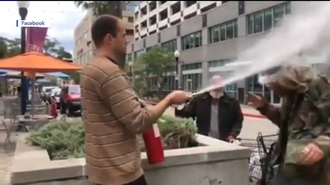 Restaurant owner sprays cigarette user with fire extinguisher