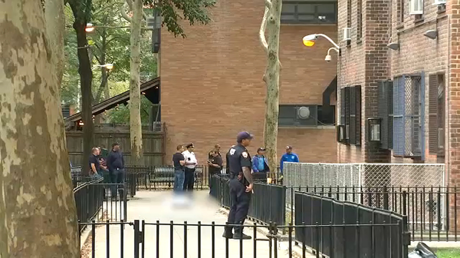 1 man killed, 1 injured in shooting in rear of NYCHA complex in East ...