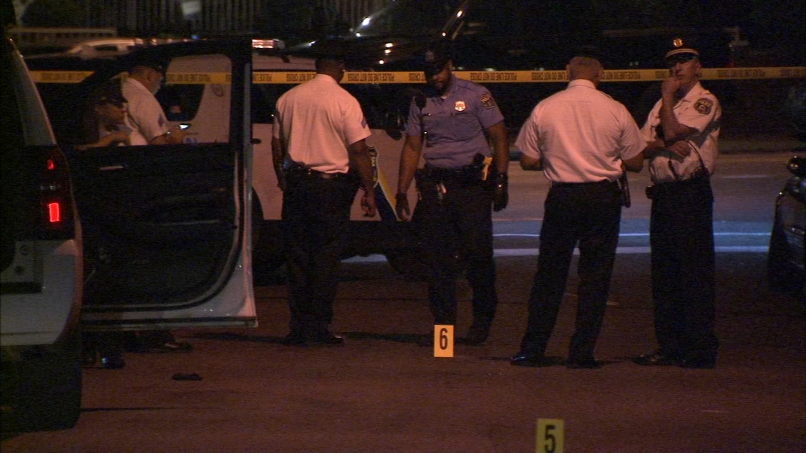 1 dead, 1 injured after a double shooting in West Oak Lane 6abc