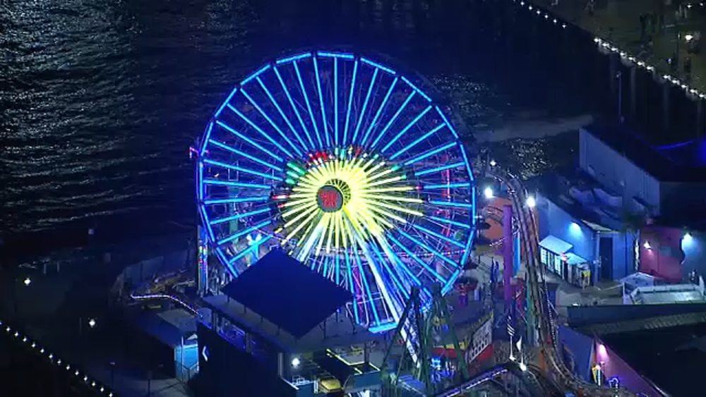National Taco Day: Santa Monica Ferris Wheel decked out with huge taco