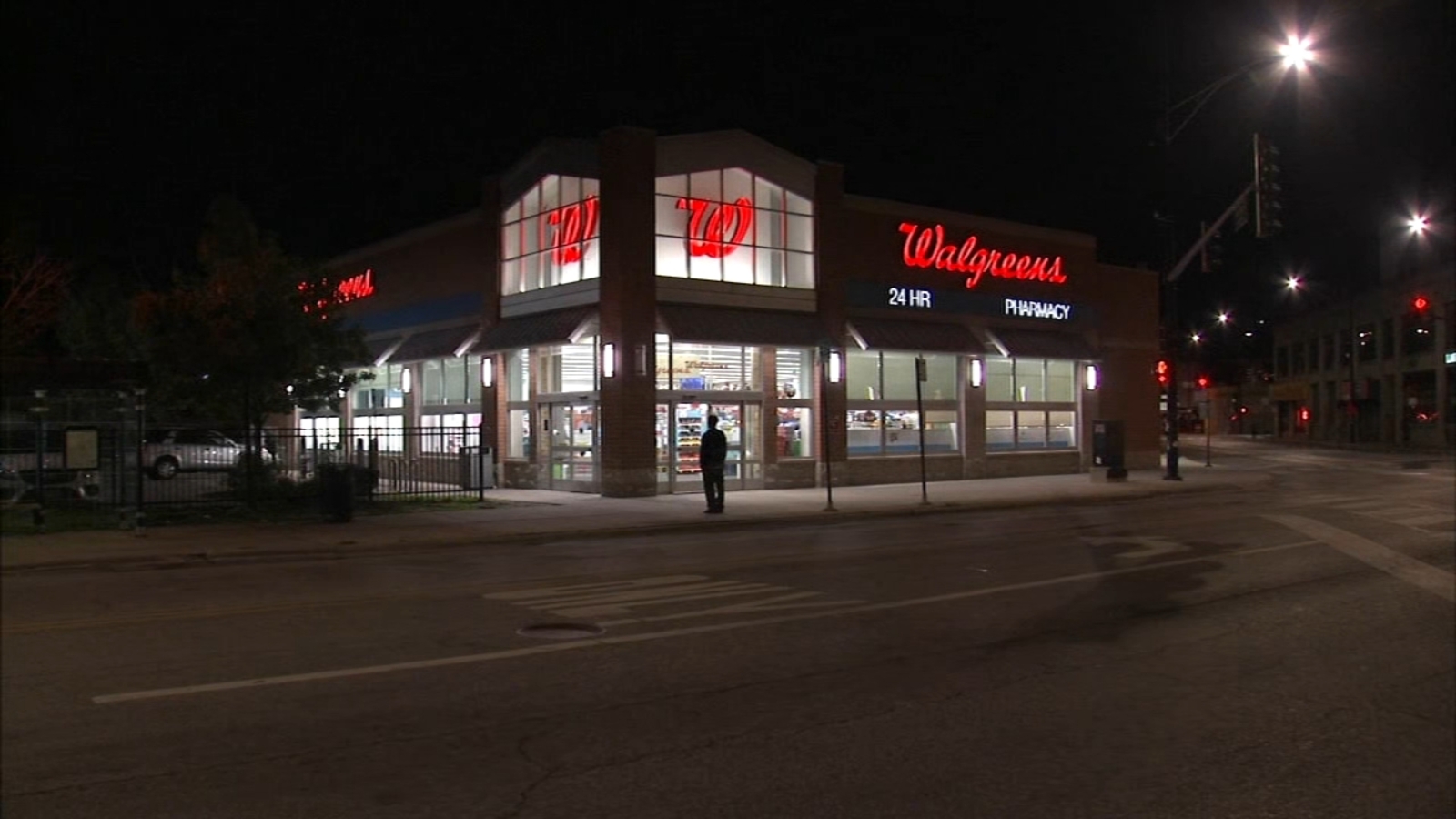 Armed robber targets Logan Square Walgreens police ABC7 Chicago