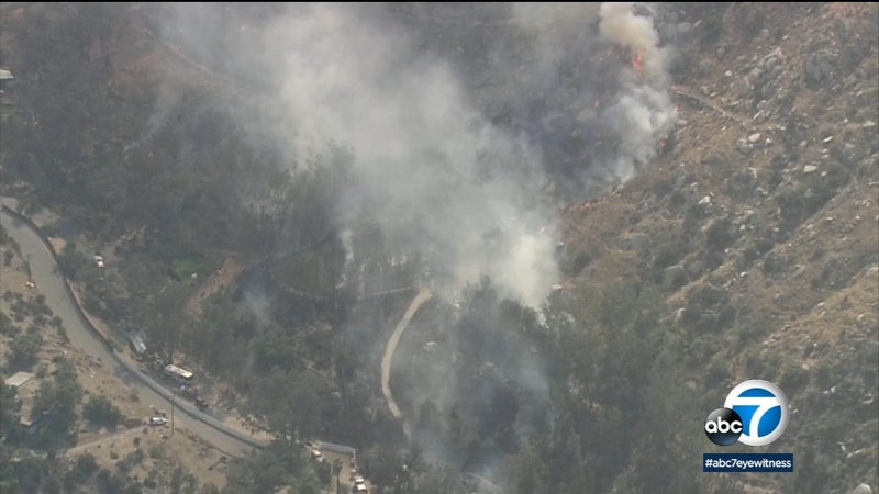 Wildfire Near Moreno Valley Scorches 350 Acres With 10 Percent Containment In Reche Canyon Abc7 Los Angeles