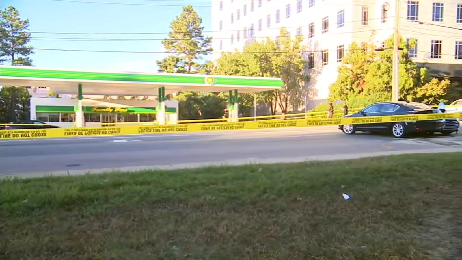 Durham police investigating after shooting, crash on Erwin Road near