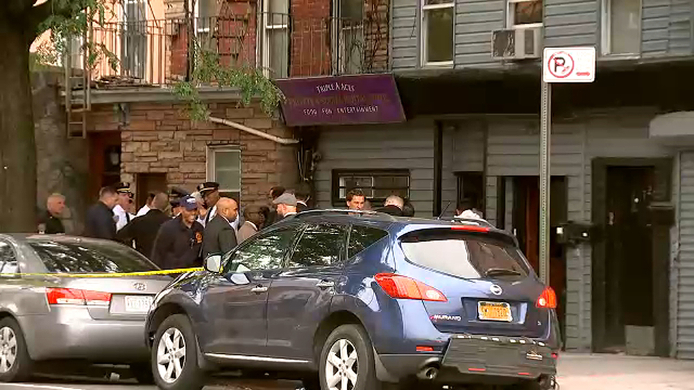 4 dead, 5 wounded in shooting at club in Brooklyn
