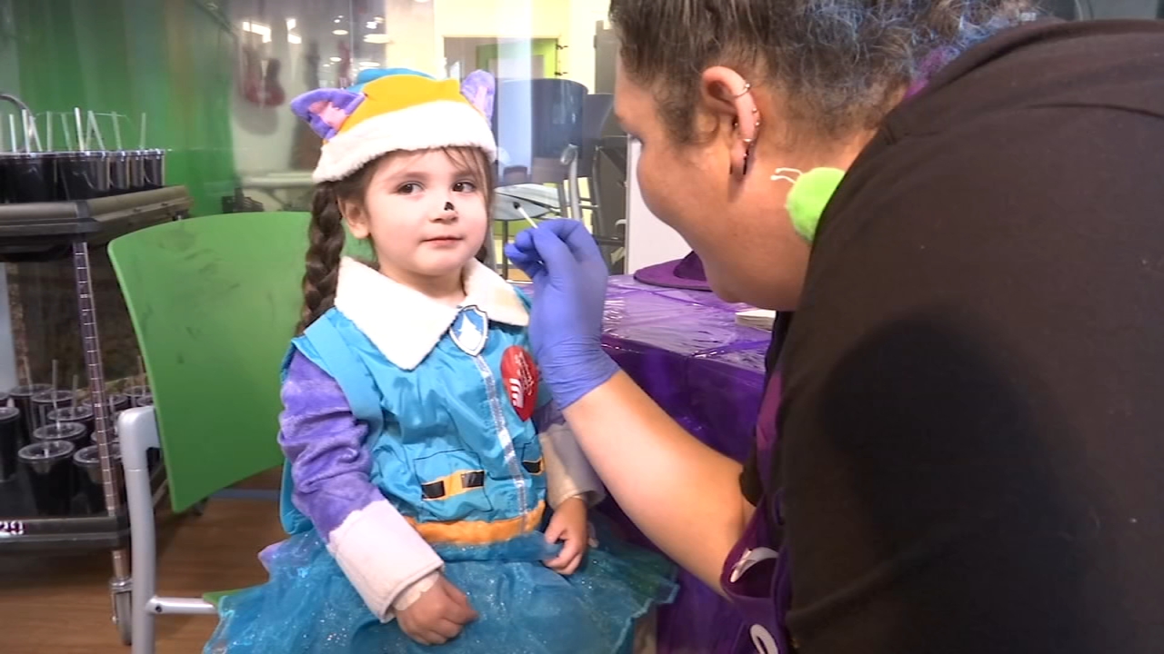 Texas Children's Hospital hosts Halloween party for patients