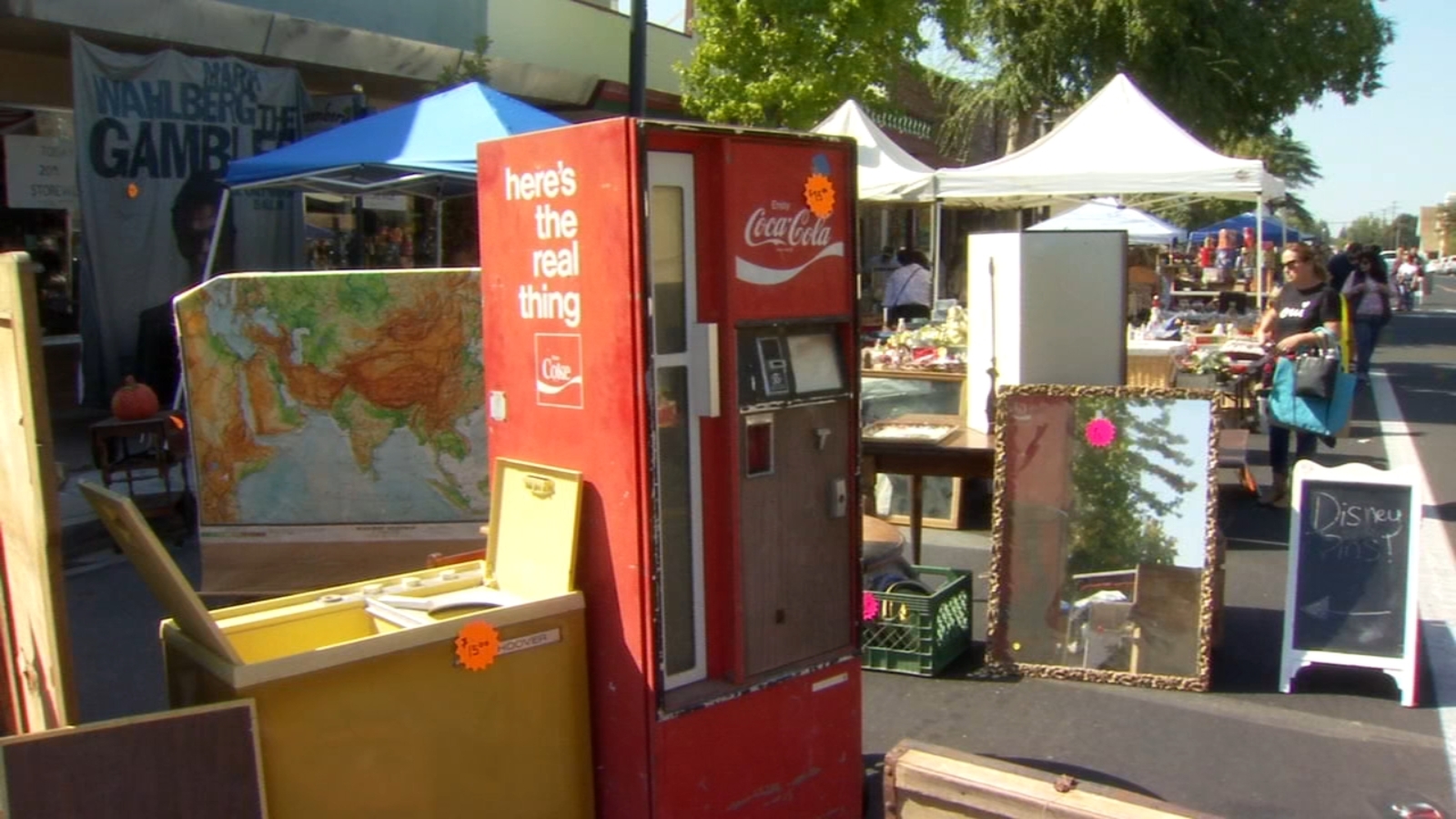 'Glorious junk' fills streets of Old Town Clovis ABC30 Fresno