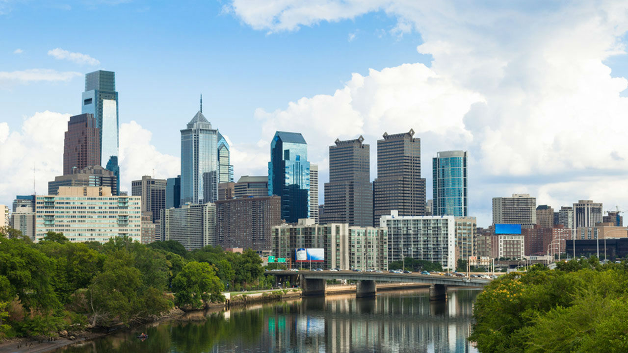 13. Philadelphia, 47.02 weekly hours spent working/commuting.
