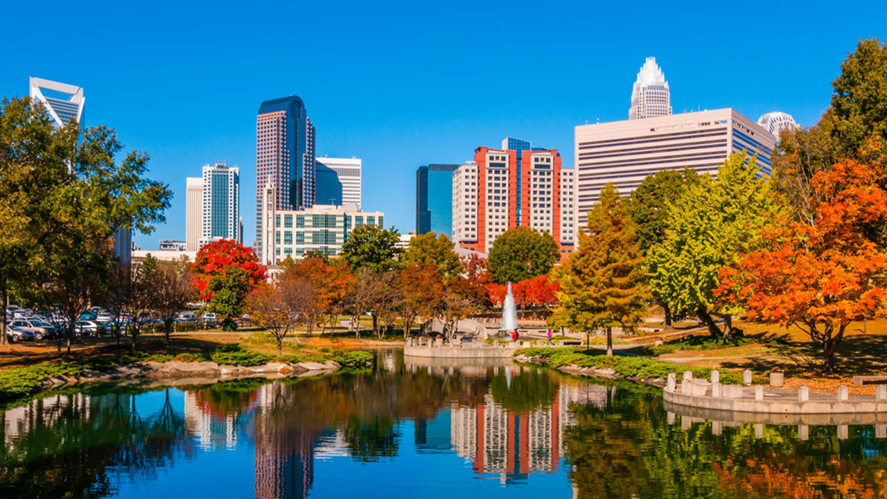 8. Charlotte, N.C., 47.35 weekly hours spent working/commuting.