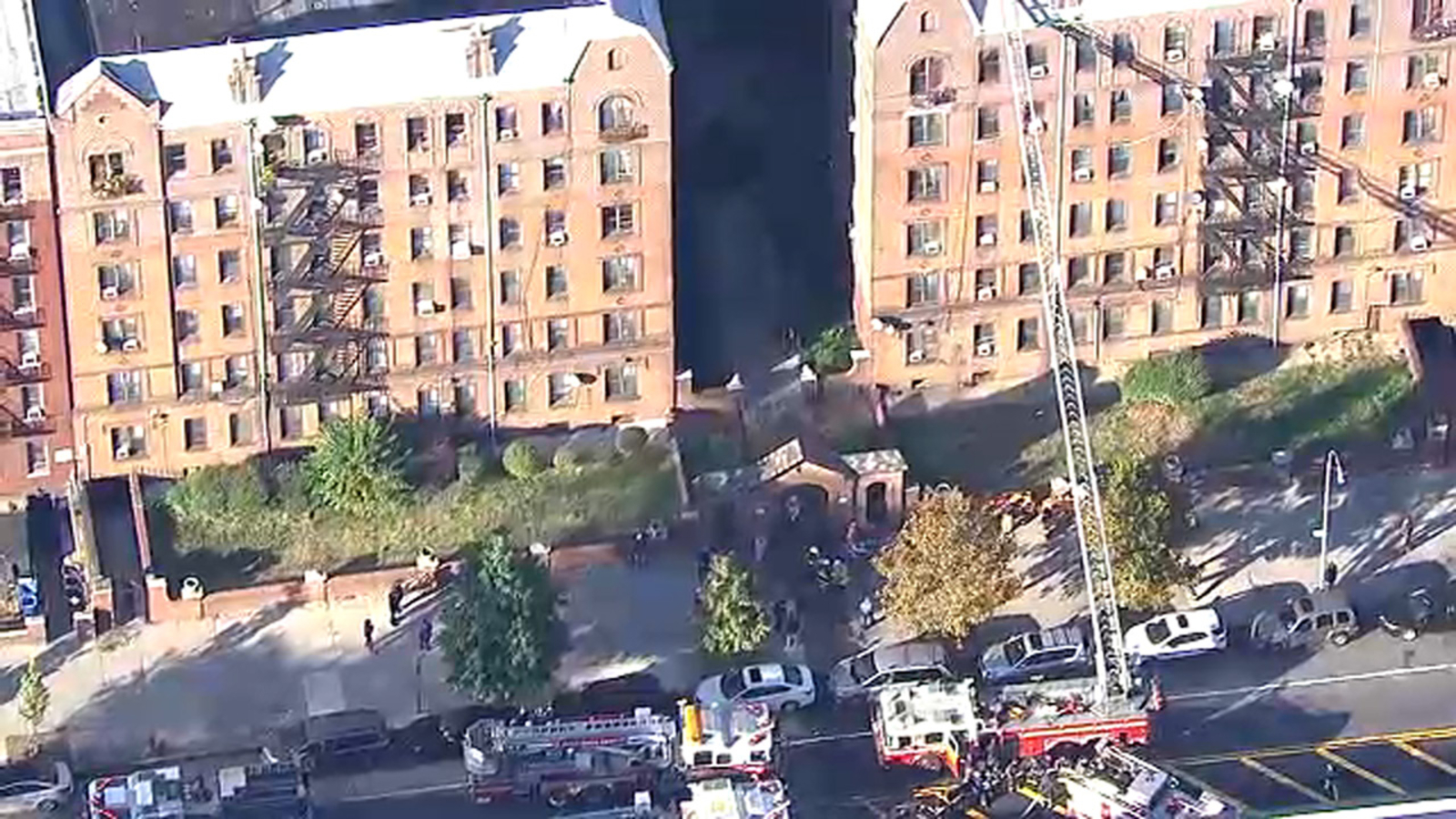 2 children among 3 injured in Brooklyn apartment fire - ABC7 New York