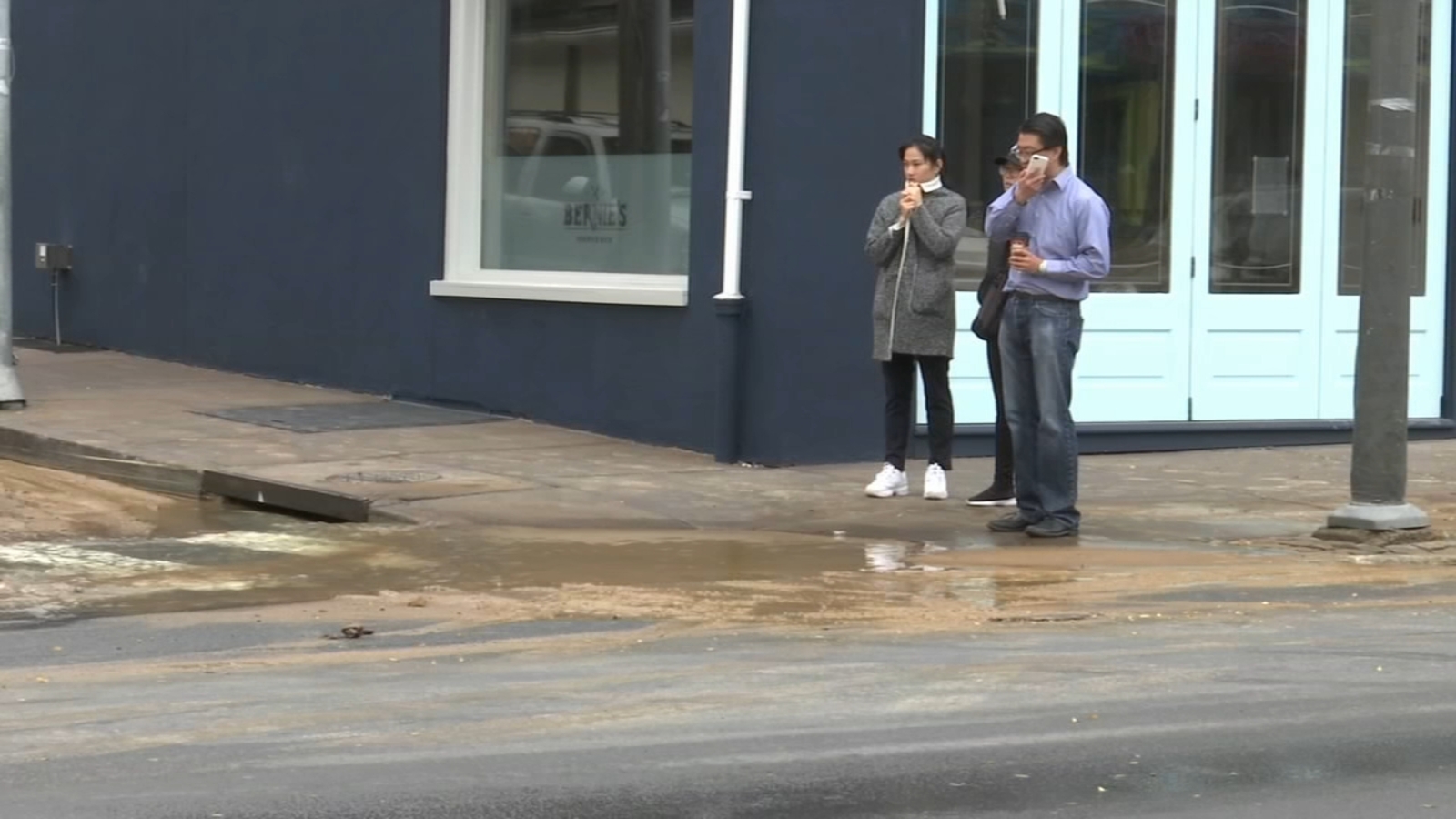 Water main break in Manayunk section of Philadelphia causes new ...