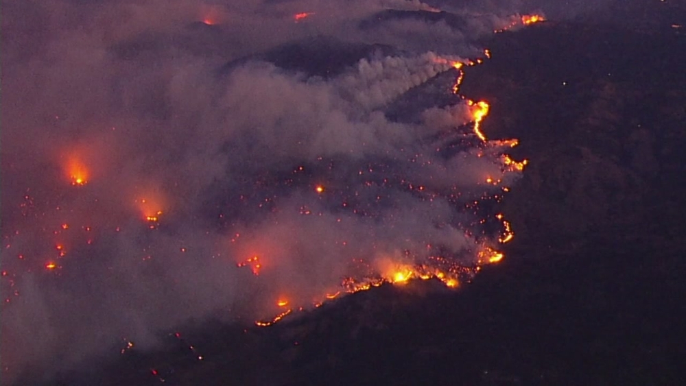 Kincade Fire rages out-of-control in Sonoma County