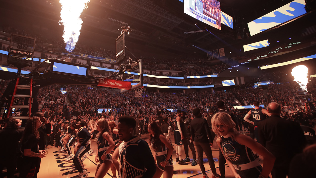 Warriors Opening Night: Sights and sounds from Chase Center
