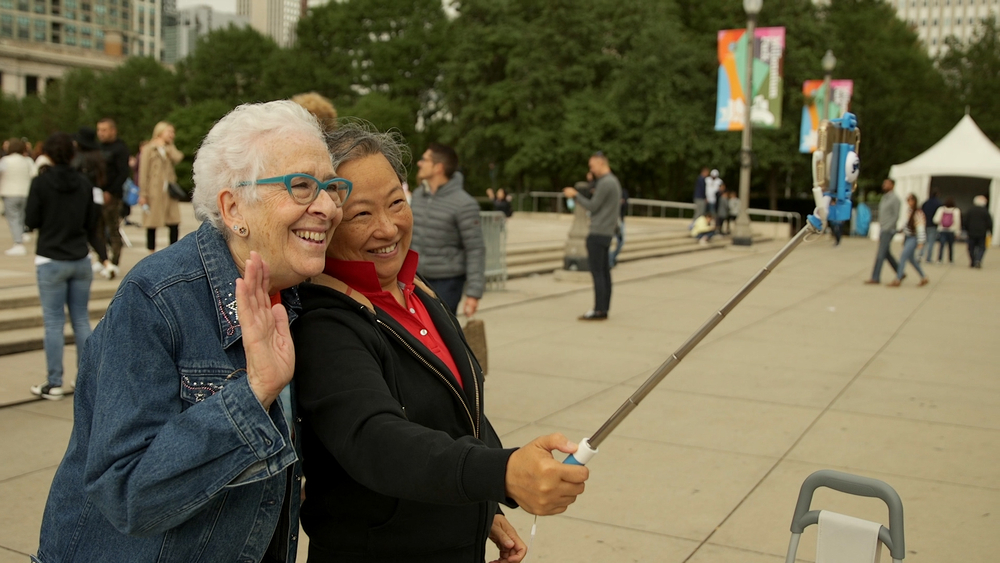 Photobombing Grandma Captures Hearts In Chicago