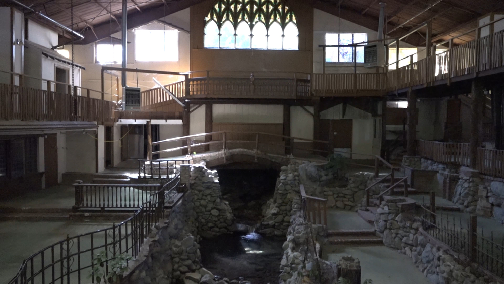 Stay in a haunted hotel room at the Brookdale Lodge