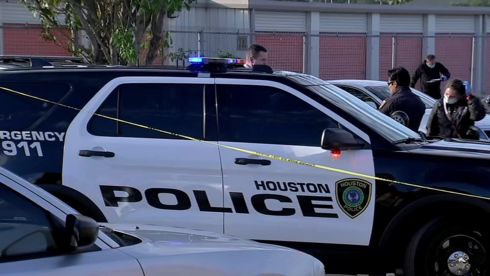 Man fatally shot at apartment complex in west Houston HPD ABC13 Houston