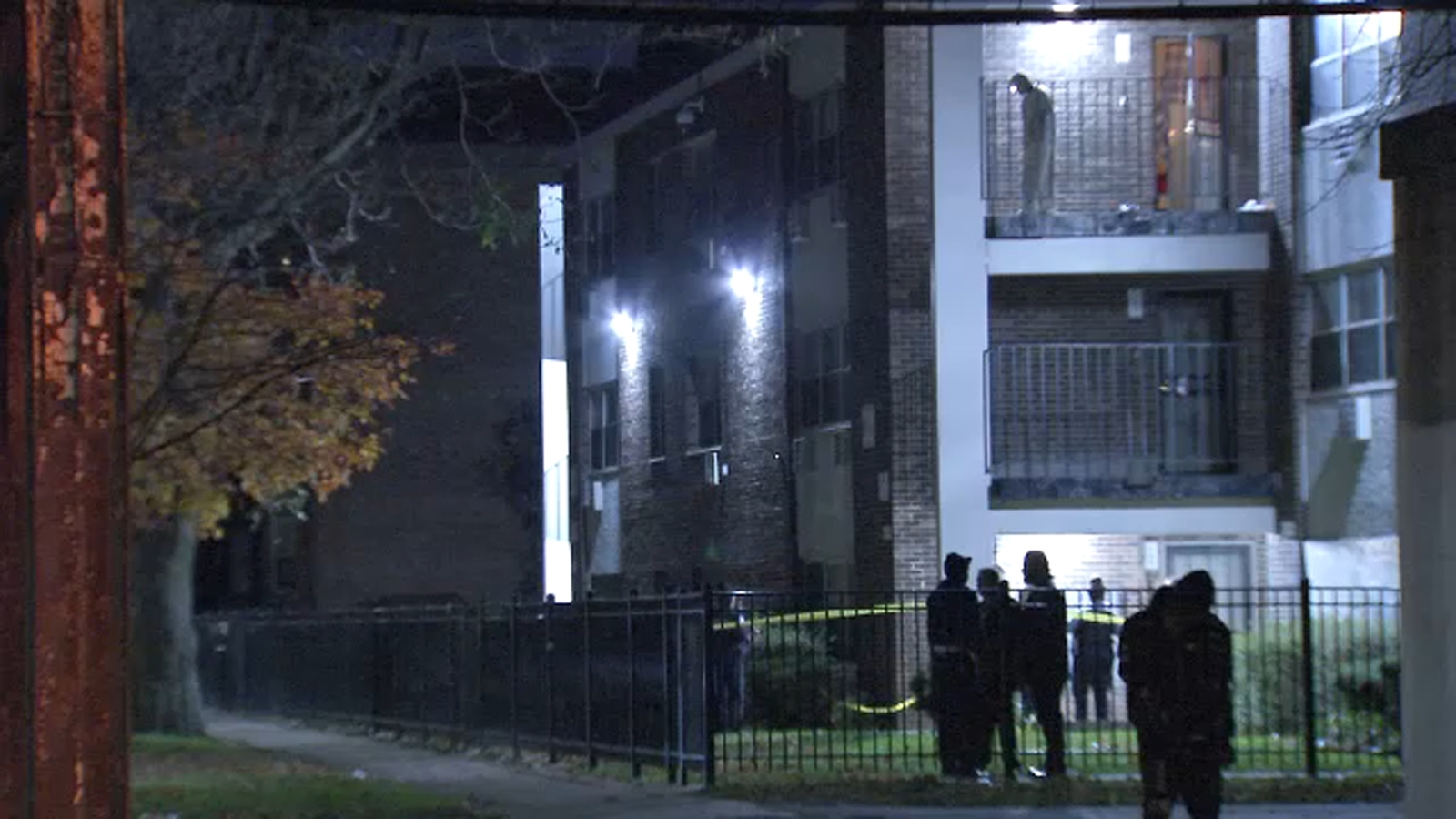 Woman, 22, shot in Bronzeville backyard on Chicago's South Side, police