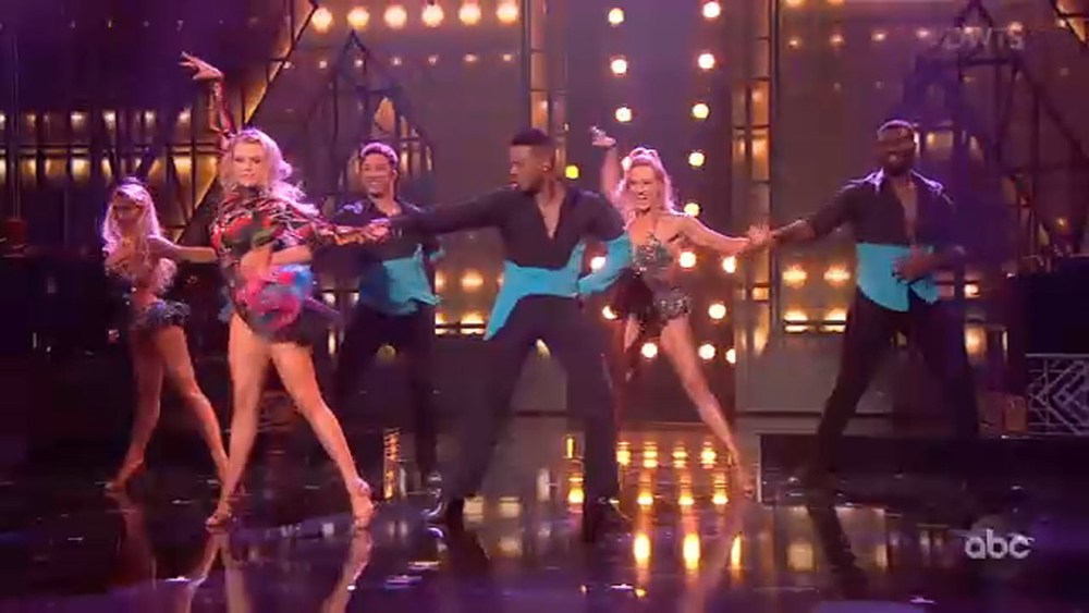 'Dancing with the Stars' sees another surprise elimination 