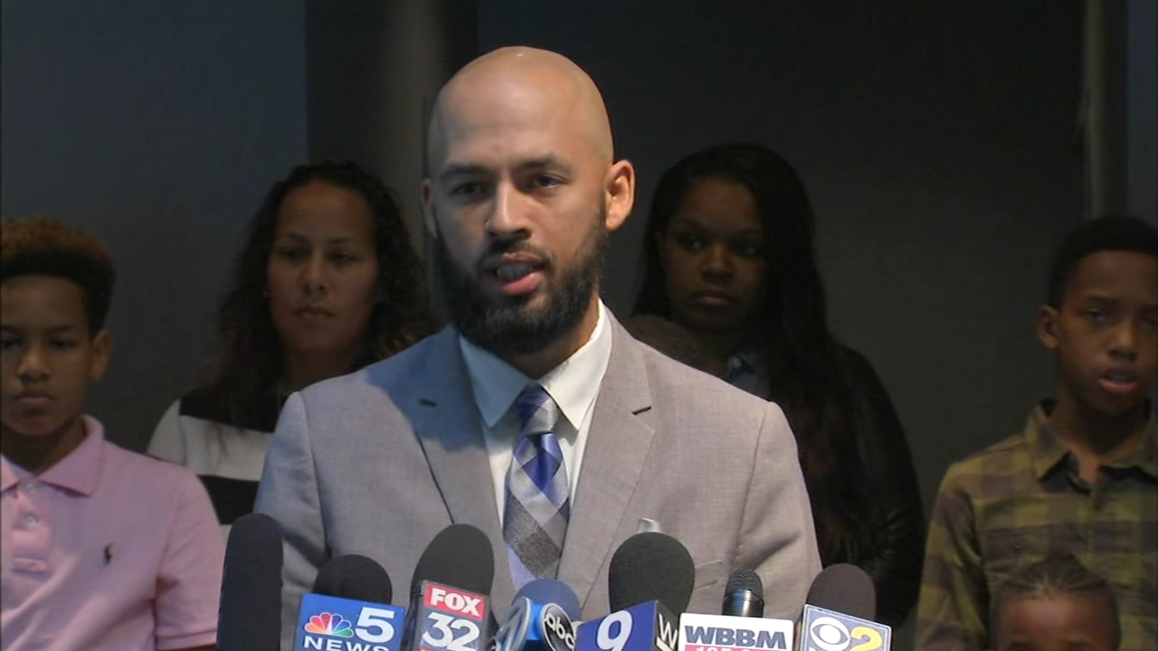 Buffalo Wild Wings Incident Victims Of Alleged Racism At