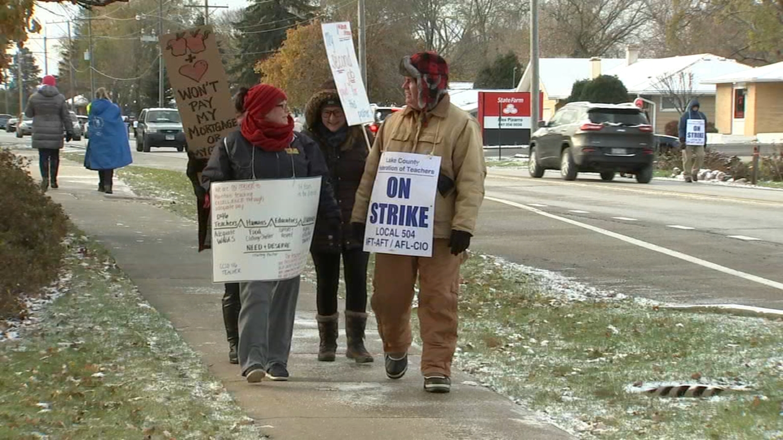 Grayslake Elementary District 46 teachers on strike Thursday to seek