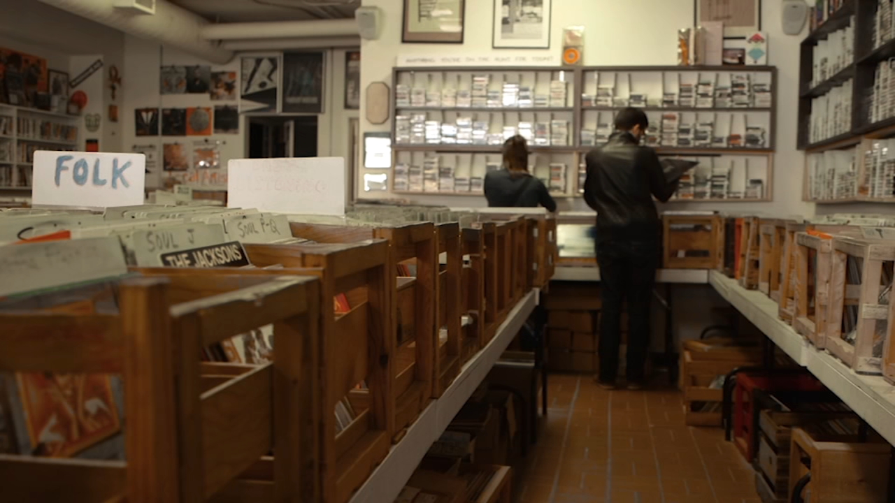 Val's Halla Records closing after 47-year run in Oak Park, one of region's last independent record stores
