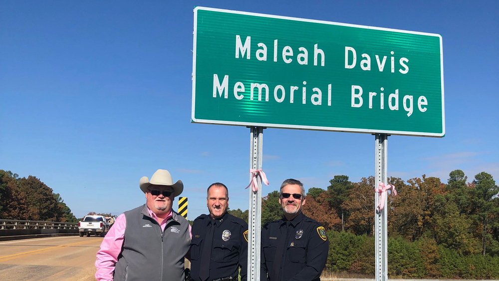 Houston law enforcement travel to Arkansas for Maleah Davis Bridge dedication