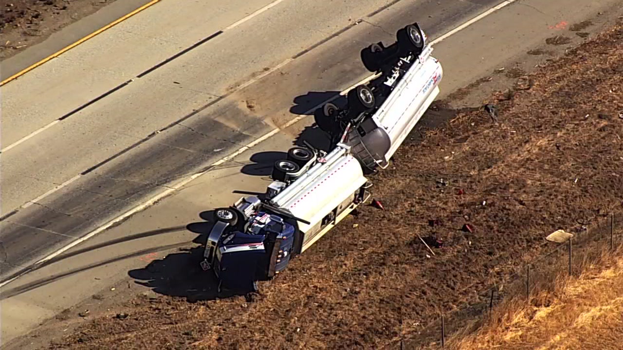 Hazmat team called to tanker crash on Highway 101