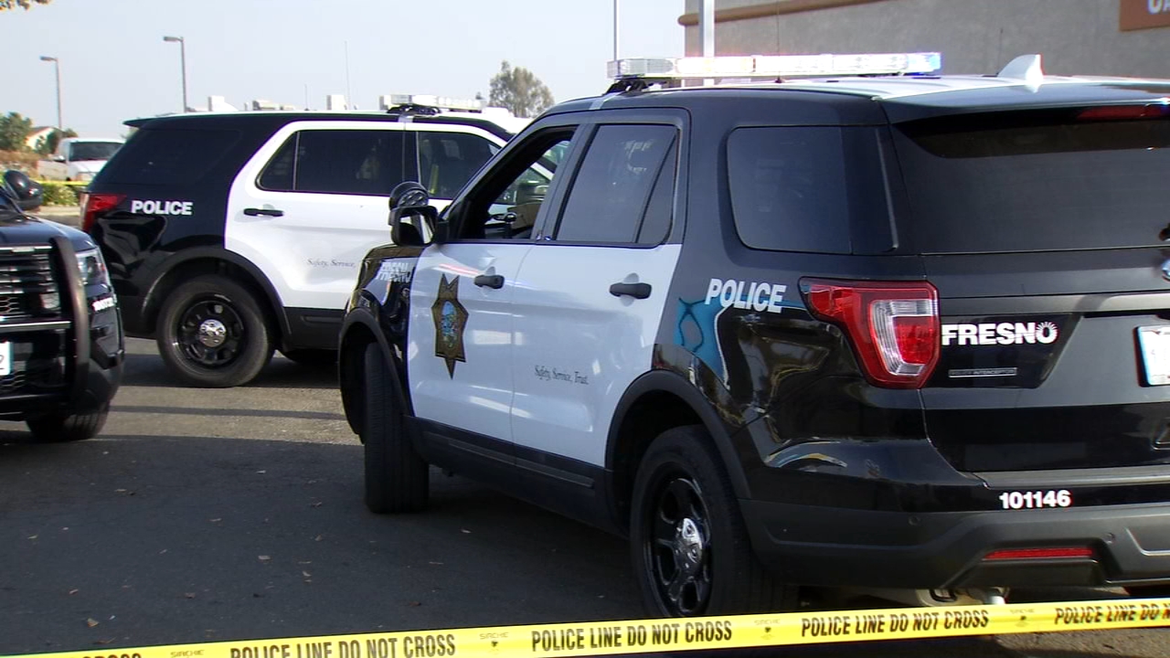 Man shot during online sale exchange in southwest Fresno, police searching for suspect