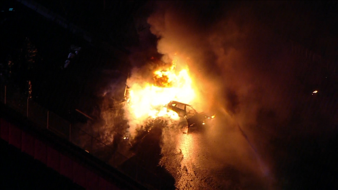 3 injured in fiery I-95 crash in Bucks County