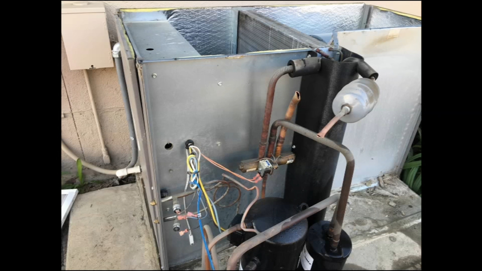 Thieves snatch copper wiring from Fresno County school's air