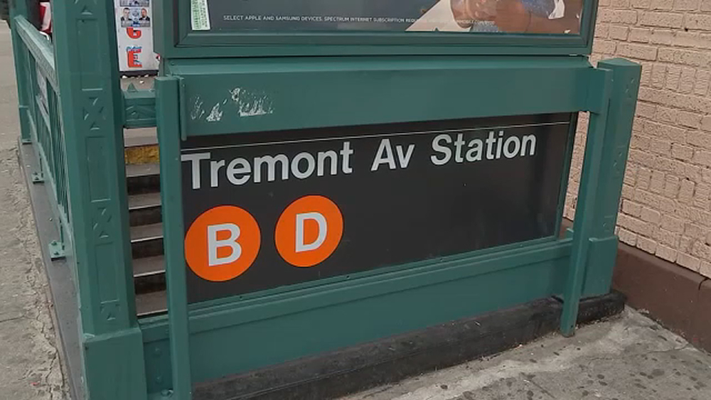 Subway attack: Man hit with hammer, thrown onto tracks in possible hate crime in Bronx