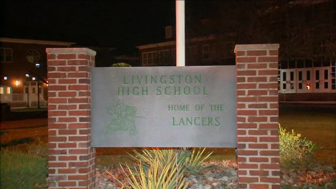 Entire Livingston, New Jersey school district to delay opening Monday