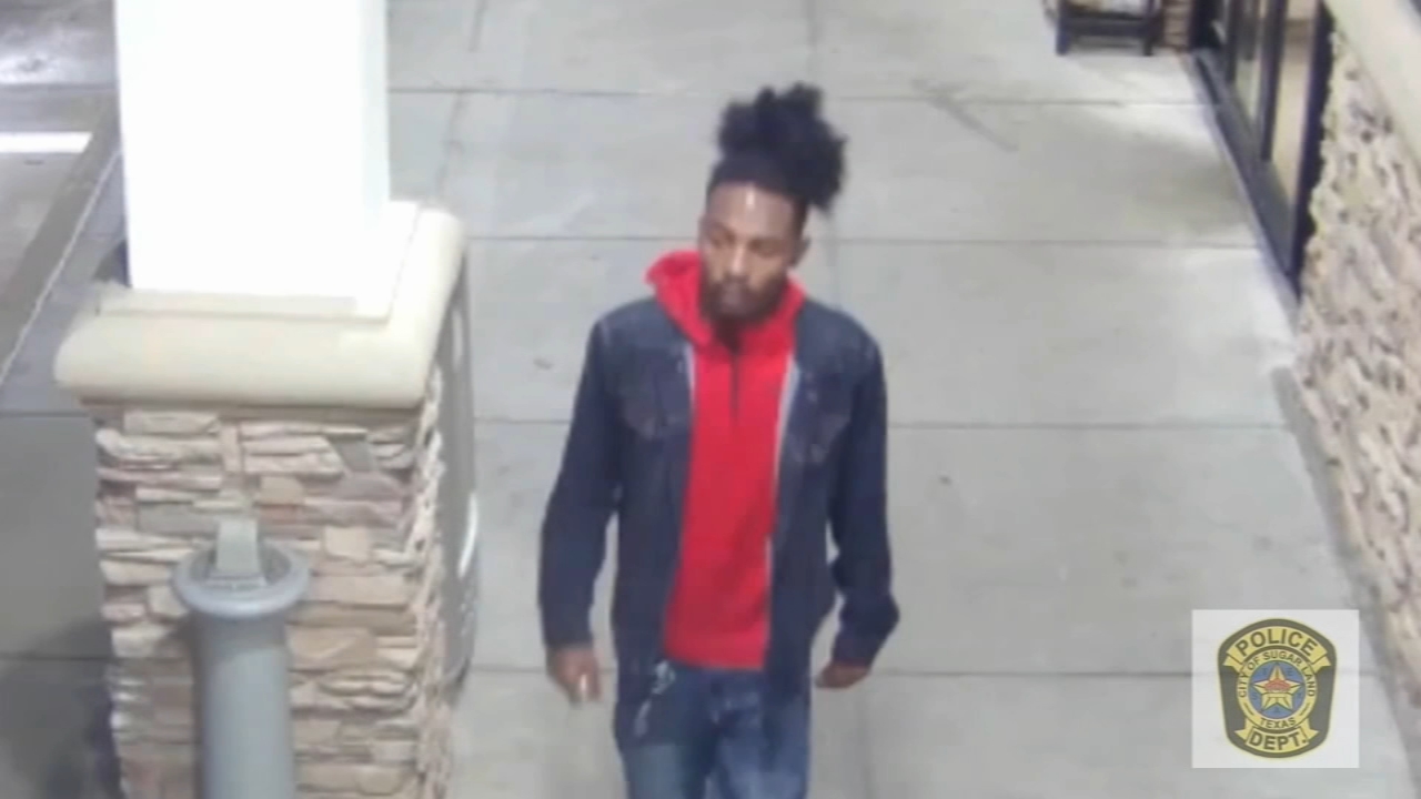 Video shows shooting suspect at Buc-ee's parking lot