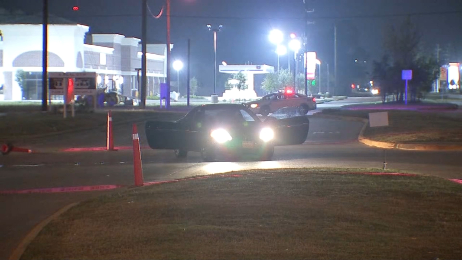 Teen shot to death inside car with 2 other boys and a girl - ABC13 Houston