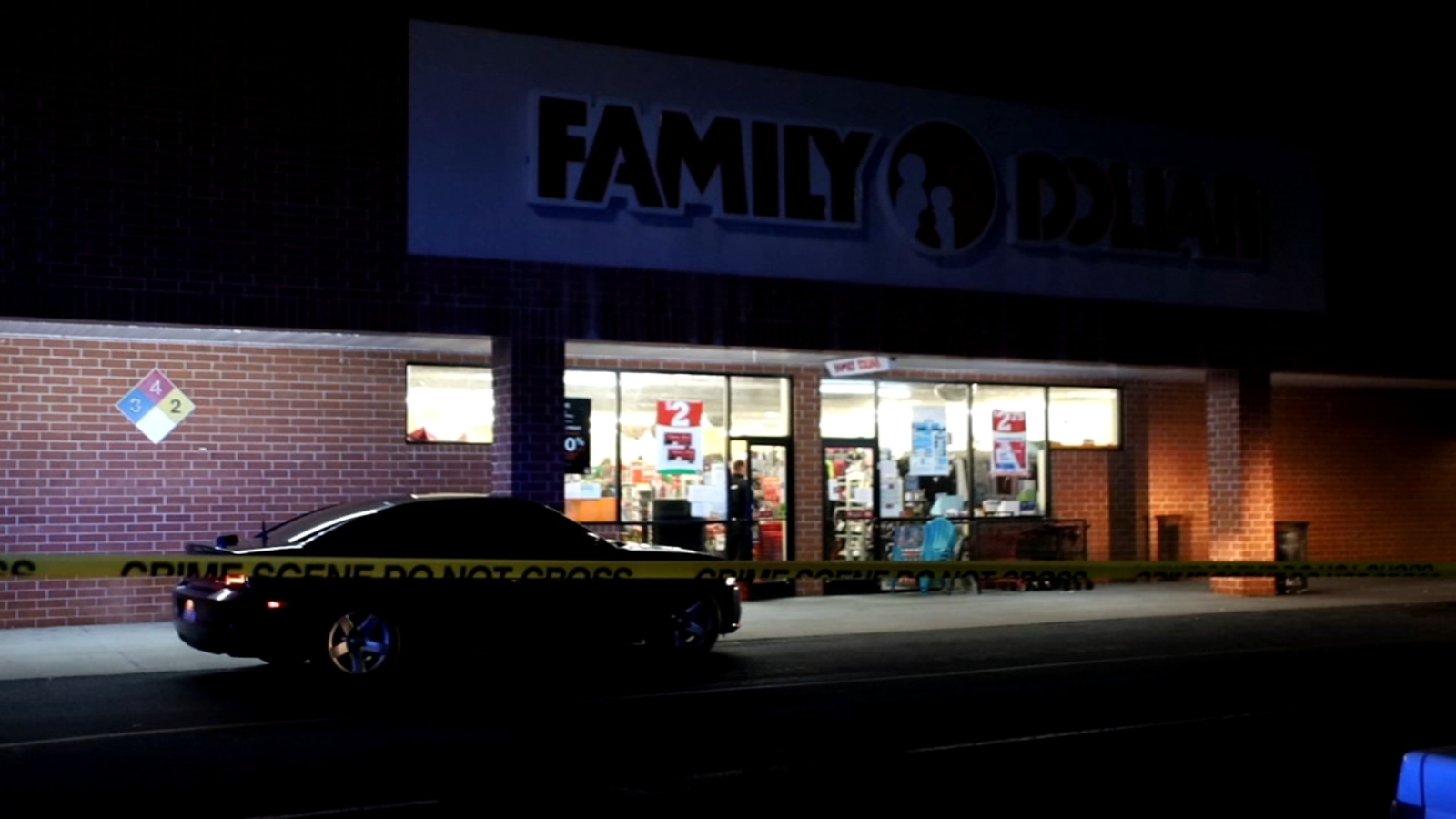 Store clerk shot during Family Dollar robbery in Wayne County; shooter ...