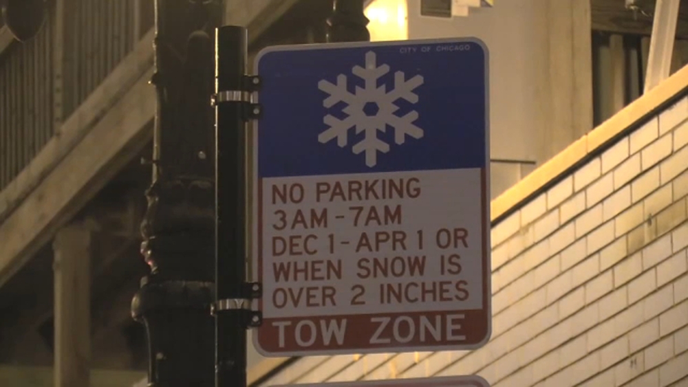 Chicago's winter overnight parking ban takes effect