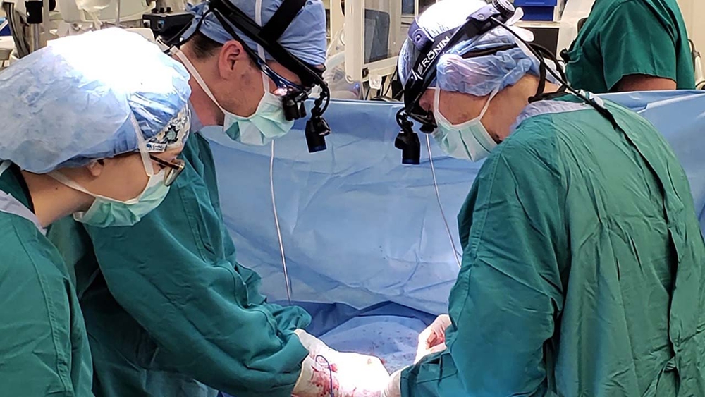 Military veteran gets first heart transplant of its kind at Duke Hospital