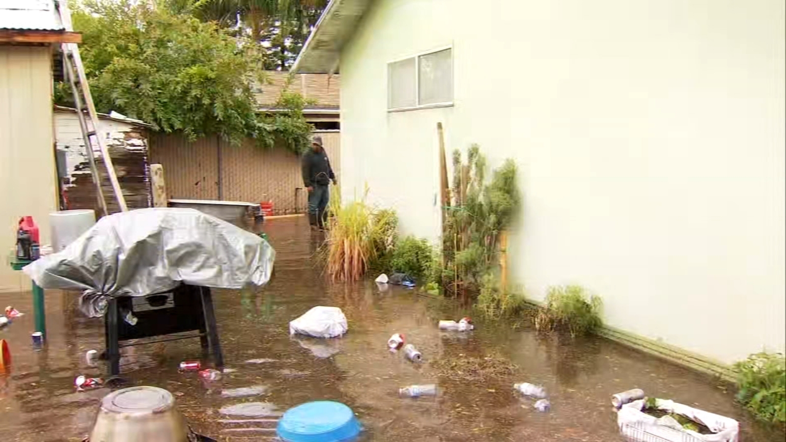 Homes flooded, belongings destroyed in Parlier ABC30 Fresno