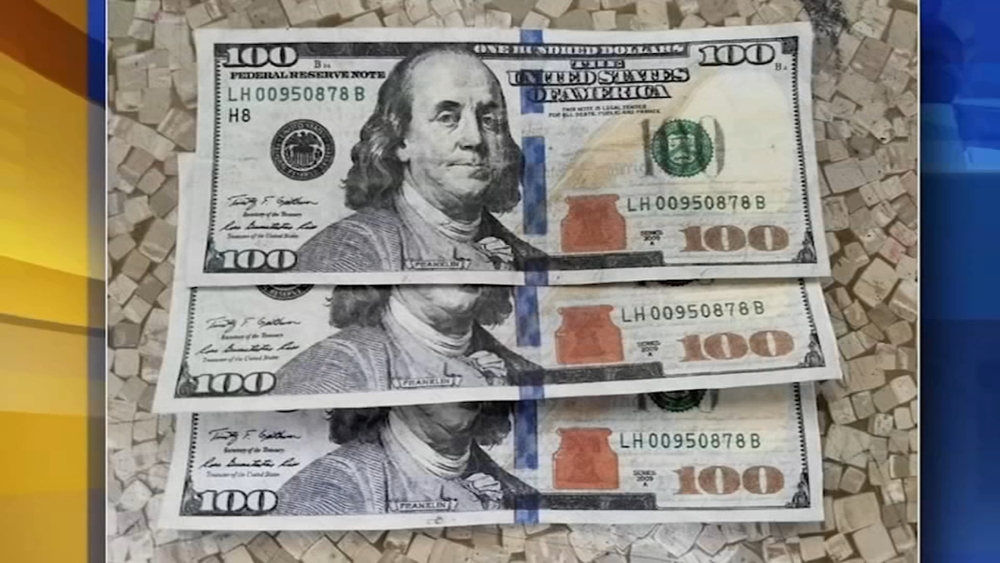 Secret Service warns of new fake $100 bills during the holiday season