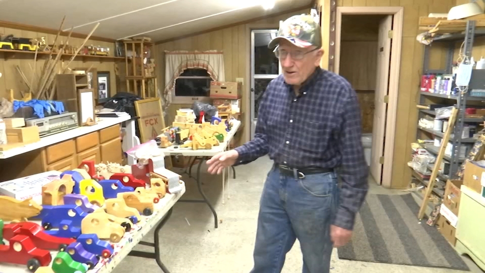 Lee County man crafts hundreds of wooden toys for children in need for Christmas