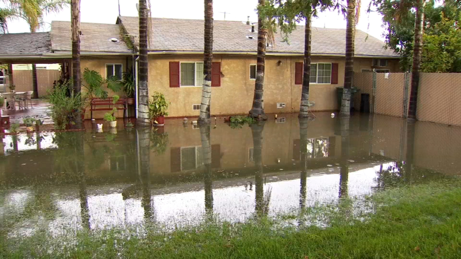 Parlier residents still feeling impact of Sunday's downpour - ABC30 Fresno