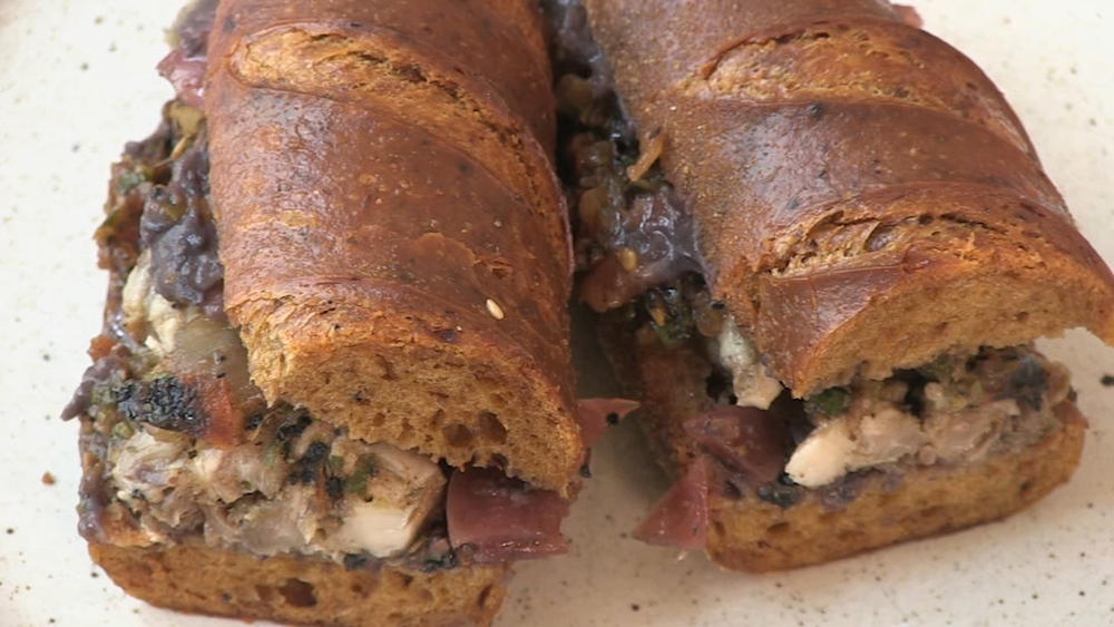 New bakery in River North puts creative twist to traditional Mexican recipes