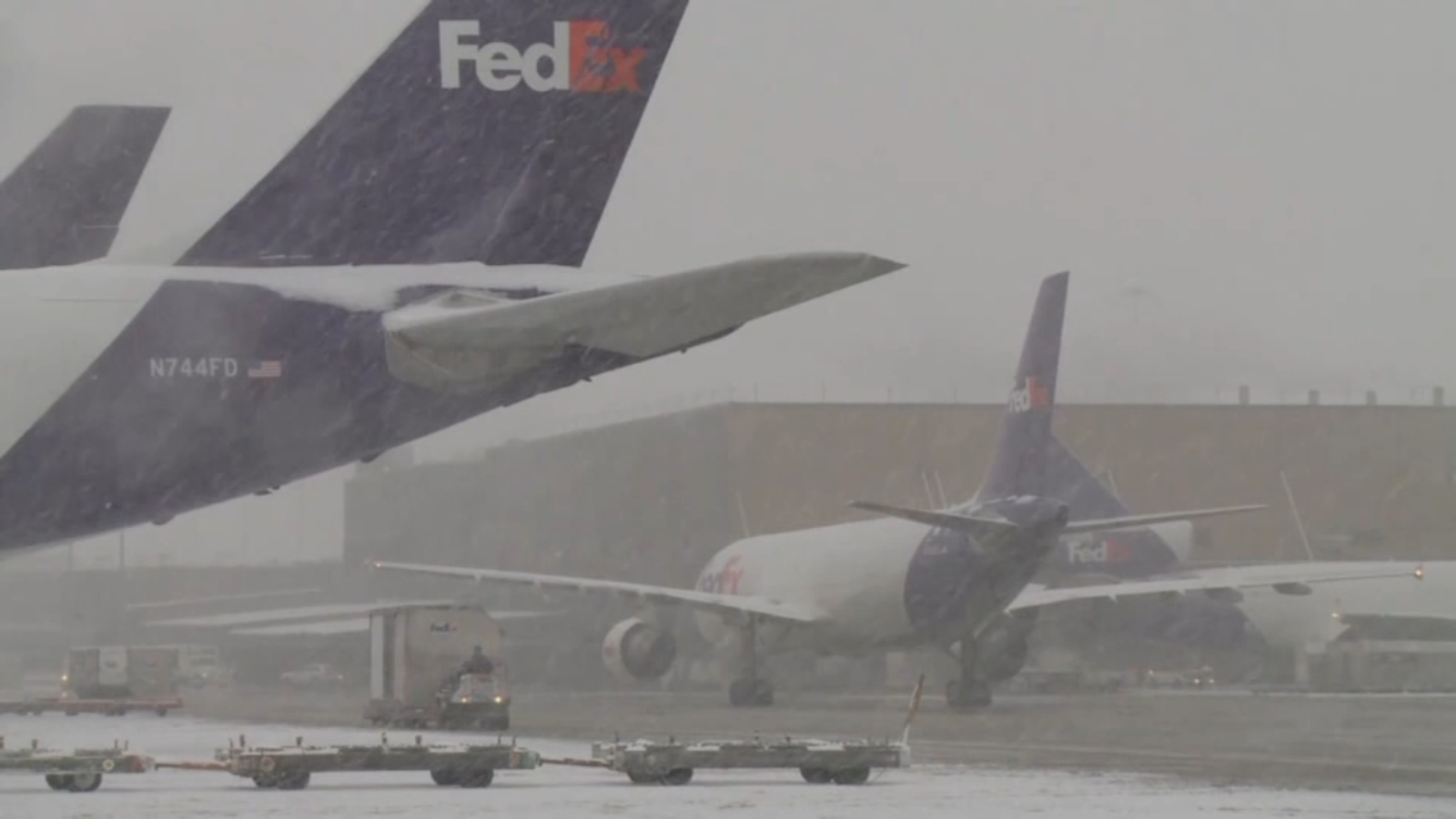 USPS UPS And FedEx Release 2019 Holiday Shipping Deadlines ABC13 Houston usps-ups-and-fedex-release-2019-holiday-shipping-deadlines-abc13-houston