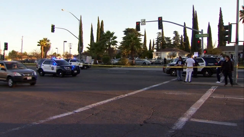 Fresno Police Searching For Suspects After 2 Injured In Shooting Abc30 Fresno