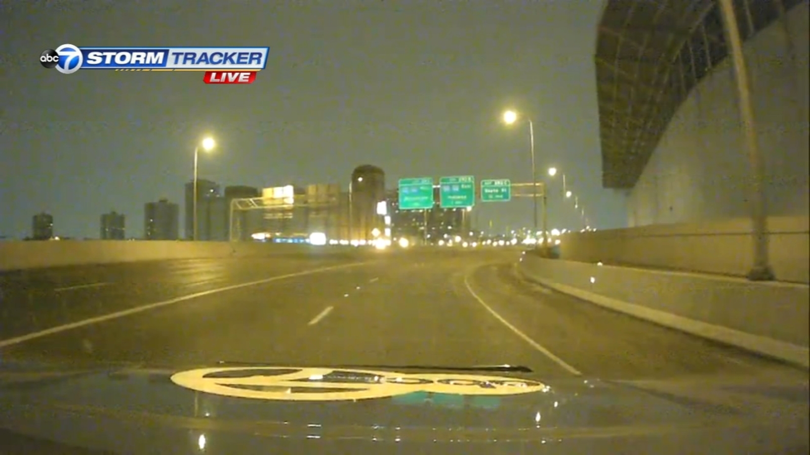 Chicago Weather: Overnight snow creates slick roads for morning commute ...