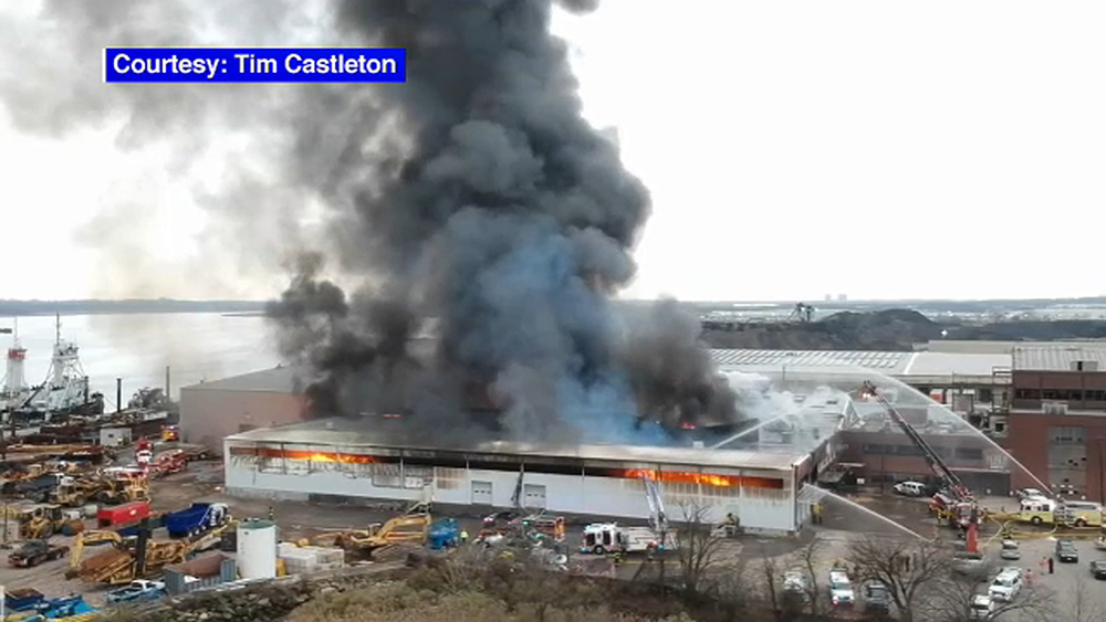 Firefighters battling large fire at warehouse in Woodbridge, NJ