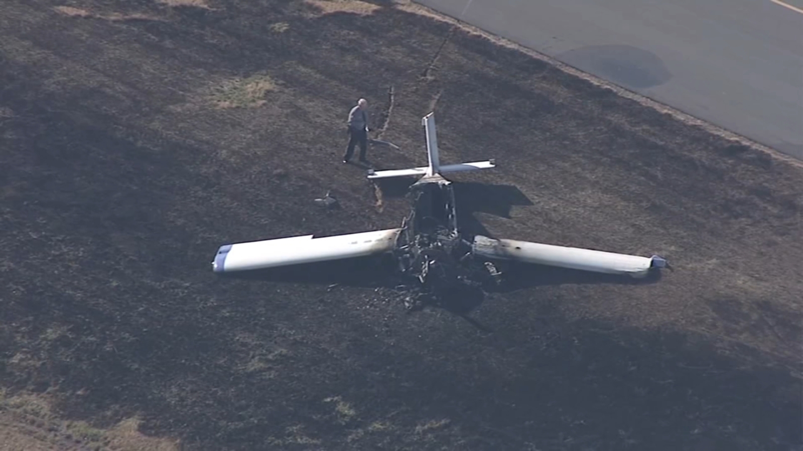 Airplane crashes, catches fire at Raleigh Executive Jetport ABC11